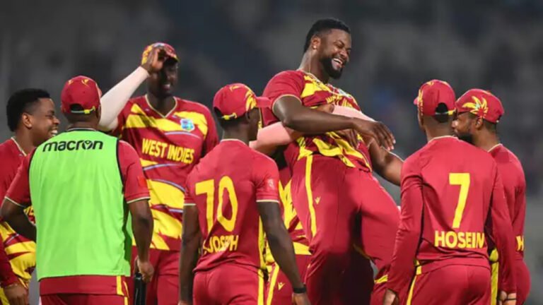 হেটমায়ার–শেফার্ডের দাপটে স্কটল্যান্ডকে হারিয়ে বিশ্বকাপ শুরু করল ওয়েস্ট ইন্ডিজ