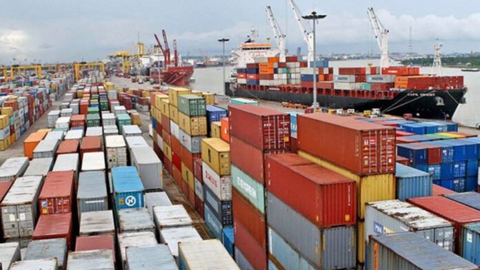 এনসিটি ইজারা বাতিলসহ ৪ দফা দাবিতে চট্টগ্রাম বন্দরে ফের অনির্দিষ্টকালের ধর্মঘট শুরু