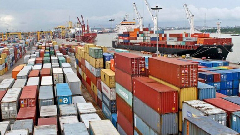 এনসিটি ইজারা বাতিলসহ ৪ দফা দাবিতে চট্টগ্রাম বন্দরে ফের অনির্দিষ্টকালের ধর্মঘট শুরু