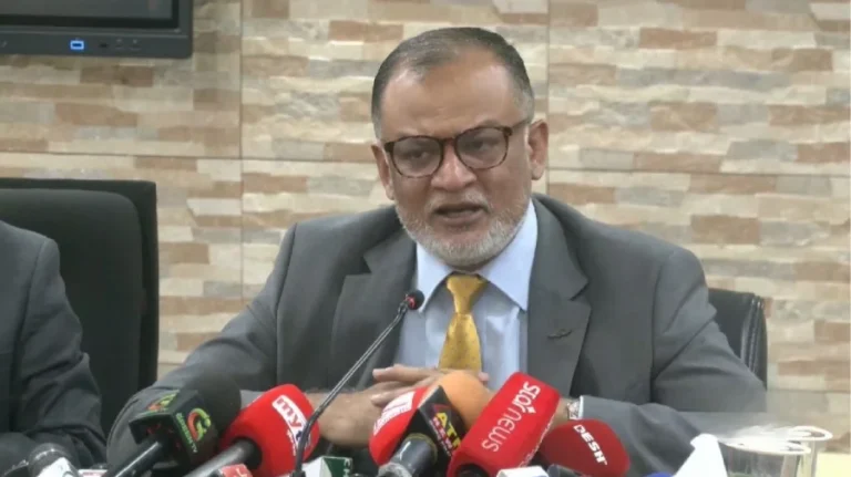 যুক্তরাষ্ট্রে ৯০ শতাংশ পণ্য রপ্তানিতে শূন্য শুল্ক সুবিধা পাবে বাংলাদেশ: বাণিজ্য উপদেষ্টা