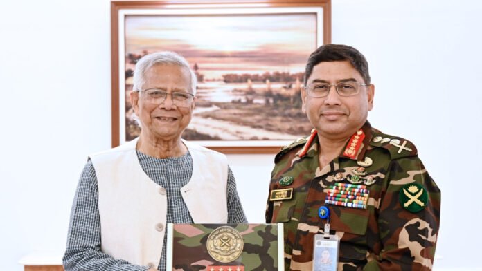 প্রধান উপদেষ্টার সঙ্গে বিদায়ী সাক্ষাৎ করলেন সেনাপ্রধান