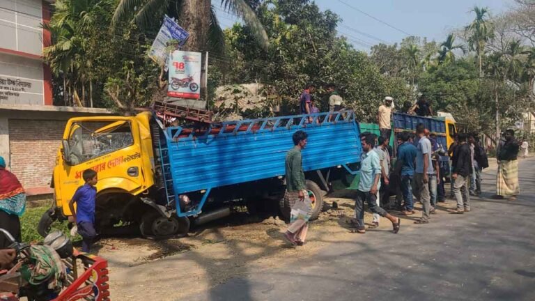 পাবনায় পৃথক দুই সড়ক দুর্ঘটনায় নিহত ২, আহত ৩