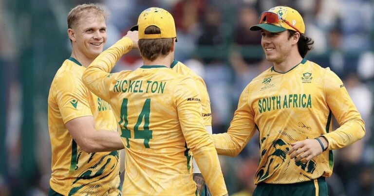 আমিরাতকে হারিয়ে গ্রুপ পর্ব শেষ করল দক্ষিণ আফ্রিকা