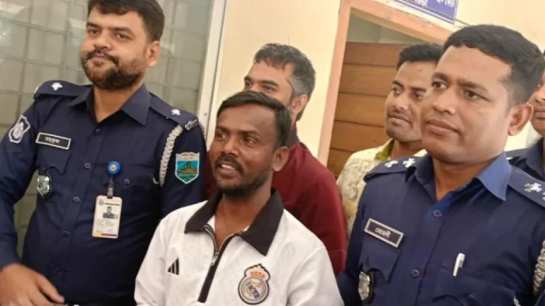 গ্রেপ্তার হিরো আলম, কারাগারে পাঠানোর নির্দেশ