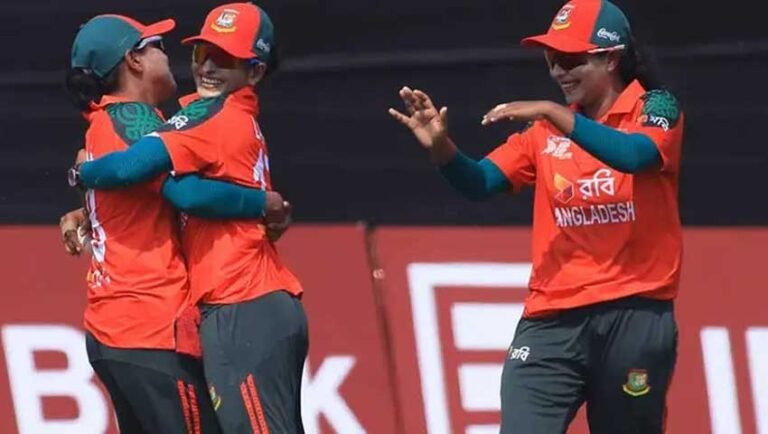 পাকিস্তানকে হারিয়ে ফাইনালে বাংলাদেশ