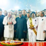 মহান শহীদ দিবসে ভাষা শহীদদের প্রতি প্রধান বিচারপতির শ্রদ্ধা নিবেদন