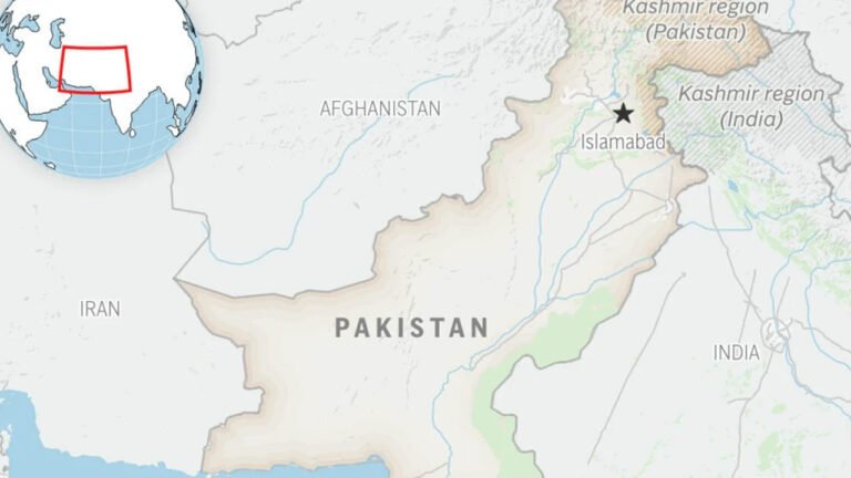 আফগানিস্তানে বিমান হামলা চালাল পাকিস্তান