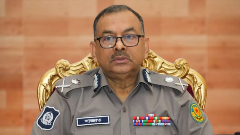 পদত্যাগ করেছেন ডিএমপি কমিশনার শেখ মো. সাজ্জাত আলী