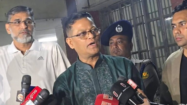 দায়িত্ব নিয়েই মধ্যরাতে রাস্তায় নতুন আইজিপি, ‘অপরাধী কাউকে ছাড় নয়’