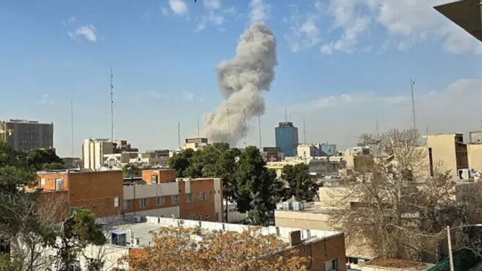 ইরানে ইসরায়েল-যুক্তরাষ্ট্রের ভয়াবহ হামলা: বিদ্যালয়ে প্রাণ হারাল ২৪ শিশু শিক্ষার্থী