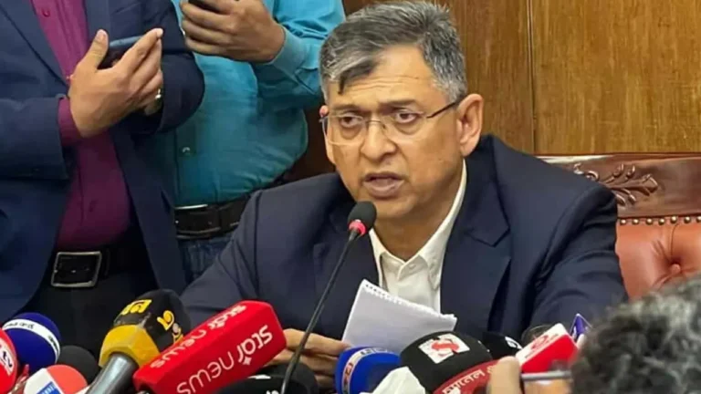 জুলাই বিপ্লবের নেতৃত্বদানকারীদের আইনি সুরক্ষা দিতে সরকার অঙ্গীকারবদ্ধ: স্বরাষ্ট্রমন্ত্রী