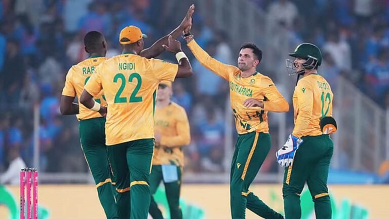 জিম্বাবুয়েকে হারিয়ে অপরাজিত থেকেই সেমিফাইনালে দক্ষিণ আফ্রিকা