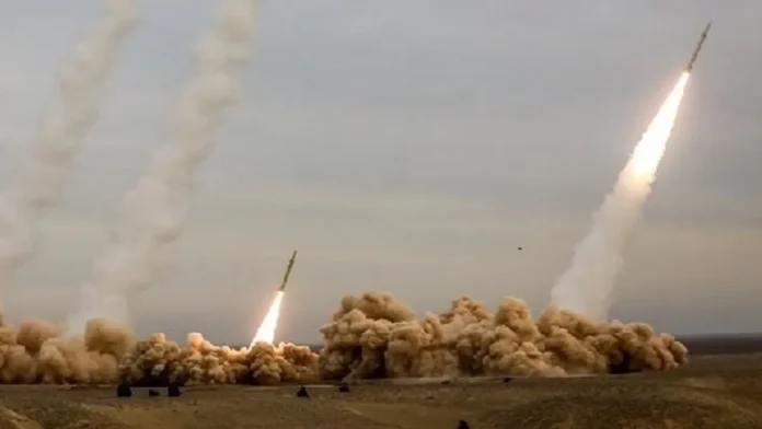 উপসাগরীয় অঞ্চলে টানা তৃতীয় দিন ইরানের পাল্টা হামলা