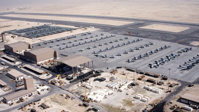 বাহরাইনে মার্কিন বিমান ঘাঁটি ধ্বংসের দাবি আইআরজিসির