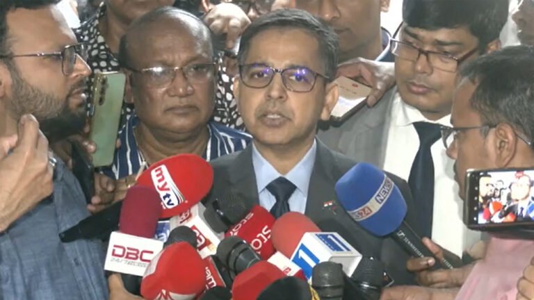 মির্জা ফখরুলের সঙ্গে সাক্ষাৎ শেষে যে বার্তা দিলেন ভারতীয় হাইকমিশনার