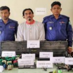 নড়িয়ার জয়নাল হত্যা মামলার প্রধান আসামি সুরেশ্বর দরবার শরীফের পীর শাহীন নূরী অস্ত্রসহ গ্রেপ্তার