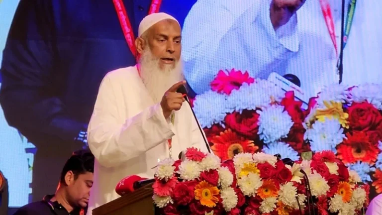 ইসলামের শত্রুরা প্রধানমন্ত্রী তারেক রহমানের বিরুদ্ধে ষড়যন্ত্র করছে: ধর্মমন্ত্রী