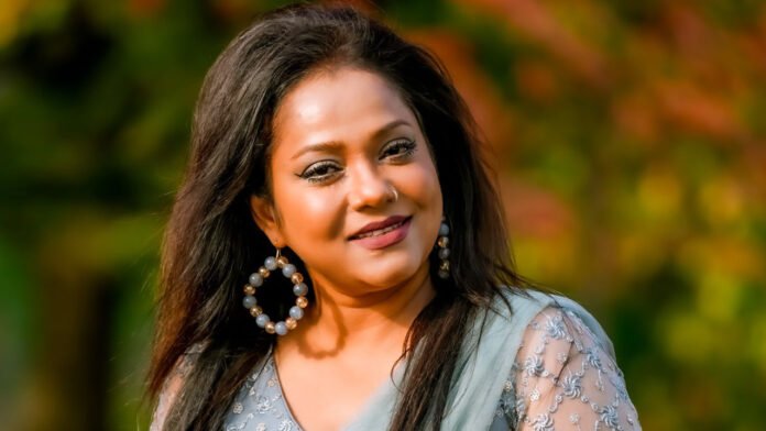 বিচ্ছেদের নেপথ্য কারণ নিয়ে রবি চৌধুরীর মন্তব্যে ডলি সায়ন্তনীর কড়া প্রতিবাদ