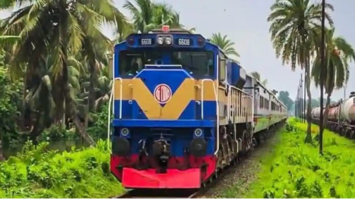 আজ মিলছে ১৫ মার্চের ট্রেনের অগ্রিম টিকিট