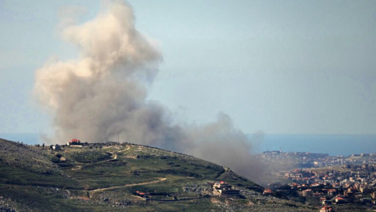 লেবাননে ইসরায়েলের ব্যাপক বিমান হামলা: নিহত ৮
