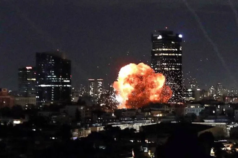 দীর্ঘমেয়াদি যুদ্ধের হুঁশিয়ারি ইরানের, আসছে নতুন প্রজন্মের ‘কৌশলগত অস্ত্র’