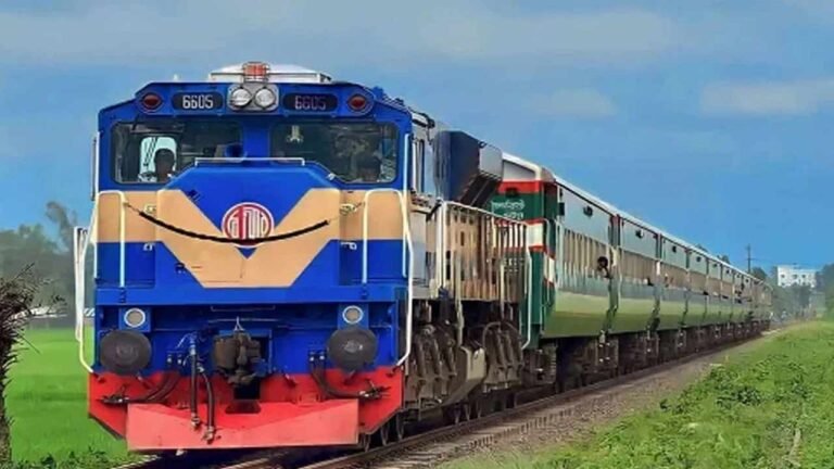 আজ পাওয়া যাচ্ছে ১৭ মার্চের ট্রেনের অগ্রিম টিকিট