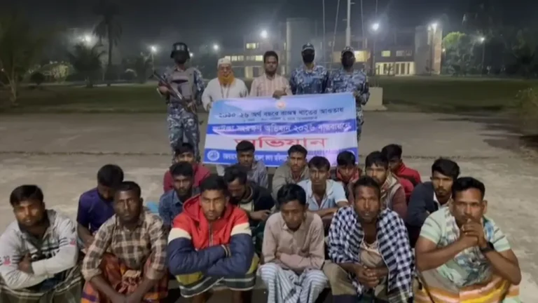 চাঁদপুরে জাটকা ধরায় ২৩ জেলে আটক, ৬৫ হাজার টাকা জরিমানা