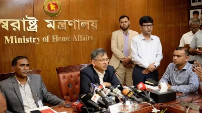 নিরাপদ ঈদযাত্রা ও স্বাধীনতা দিবসে কঠোর নিরাপত্তা: স্বরাষ্ট্রমন্ত্রী