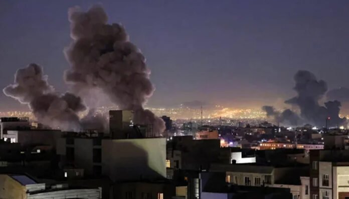 ইরানে আবাসিক এলাকায় ভয়াবহ হামলা, নিহত অন্তত ৪০