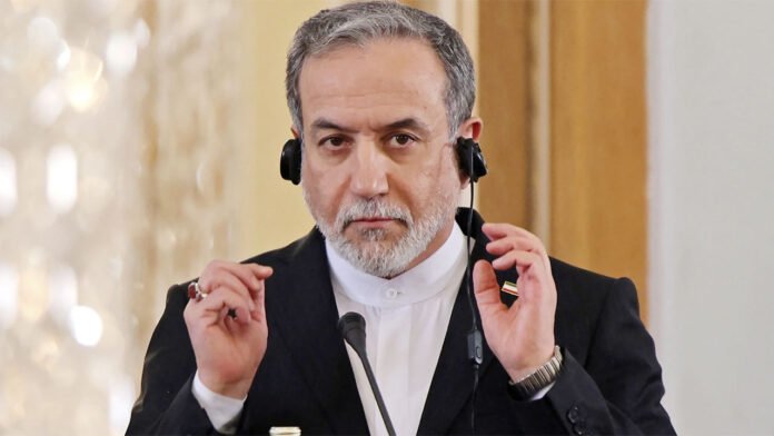 যুক্তরাষ্ট্রের ঘাঁটি ও সামরিক স্থাপনাগুলো লক্ষ্য করে ড্রোন ও ক্ষেপণাস্ত্র হামলা অব্যাহত থাকবে: আরাগচি