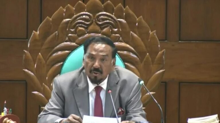 জাতীয় স্বার্থে সরকার-বিরোধী দলকে ঐক্যবদ্ধ হওয়ার আহ্বান স্পিকারের