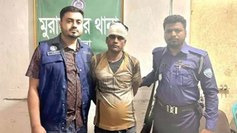 মুরাদনগরে ১৪ মামলার আসামি কুখ্যাত ডাকাত আইনুল গ্রেপ্তার
