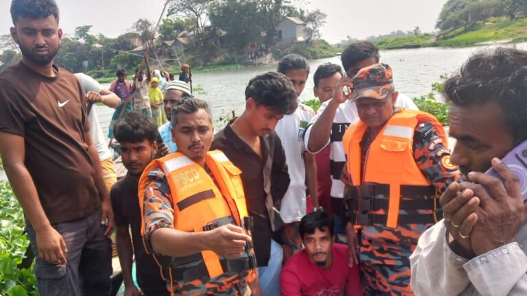 মুন্সীগঞ্জে নদীতে গোসল করতে নেমে নিখোঁজ স্কুলছাত্রের মরদেহ উদ্ধার