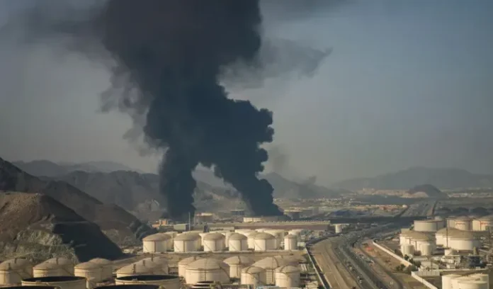 উপসাগরীয় অঞ্চলে ইরানের সিরিজ ড্রোন হামলা, আমিরাতে প্রাণহানি