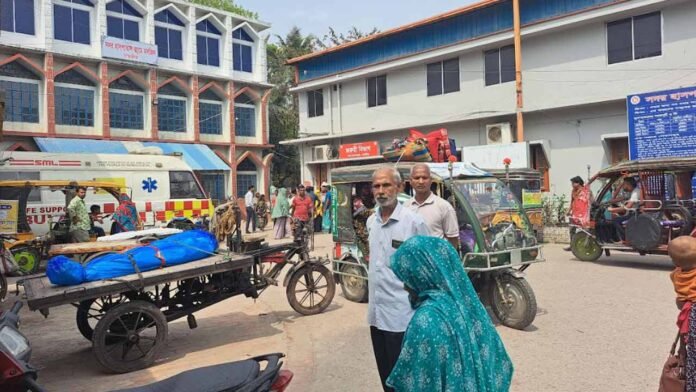 সাতক্ষীরার তালায় গৃহবধূর ঝুলন্ত মরদেহ উদ্ধার