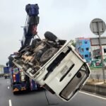 বগুড়ায় মাইক্রোবাসের গ্যাস সিলিন্ডার বিস্ফোরণে ৩ জনের মৃত্যু: দগ্ধ আরও ৯ জন