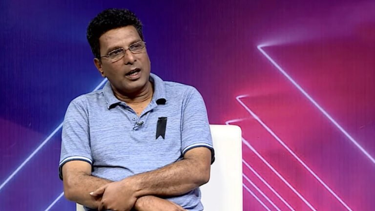 চ্যানেল আই প্রাঙ্গণে অভিনেতা শামস সুমনের প্রথম জানাজা সম্পন্ন