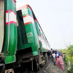 নীলসাগর এক্সপ্রেস লাইনচ্যুত: ট্রেন চলাচল স্বাভাবিক হতে লাগতে পারে ১২ ঘণ্টা