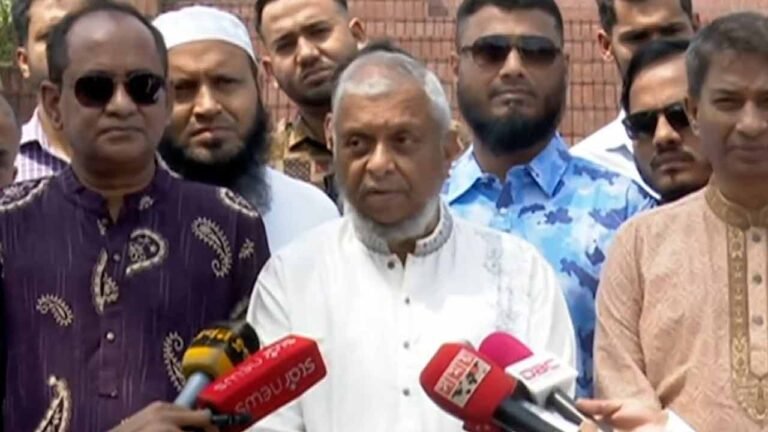 সরকারের সময়োপযোগী পদক্ষেপের কারণে ঈদে শ্রমিক অসন্তোষ দেখা দেয়নি: শ্রম ও কর্মসংস্থান মন্ত্রী