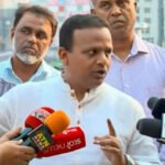 লঞ্চে নৌকা থেকে যাত্রী ওঠা বন্ধে কঠোর অবস্থানে সরকার: নৌপ্রতিমন্ত্রী