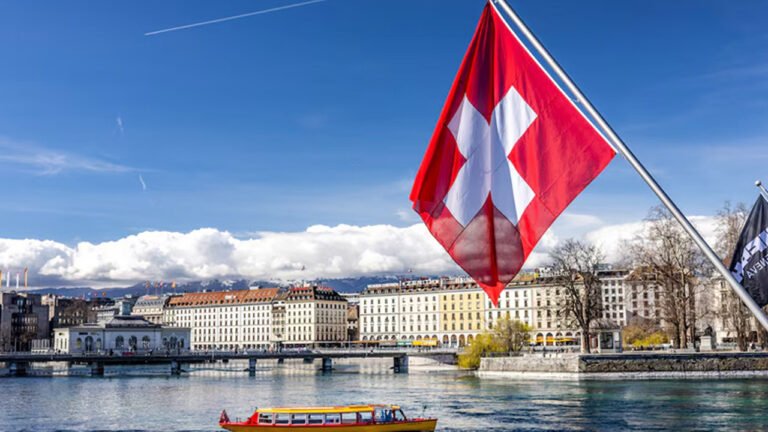 যুক্তরাষ্ট্রে অস্ত্র রপ্তানি স্থগিত করলো সুইজারল্যান্ড