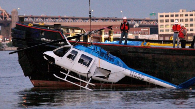 কাতারে সামরিক হেলিকপ্টার বিধ্বস্ত: ৭ আরোহীর সবাই নিহত