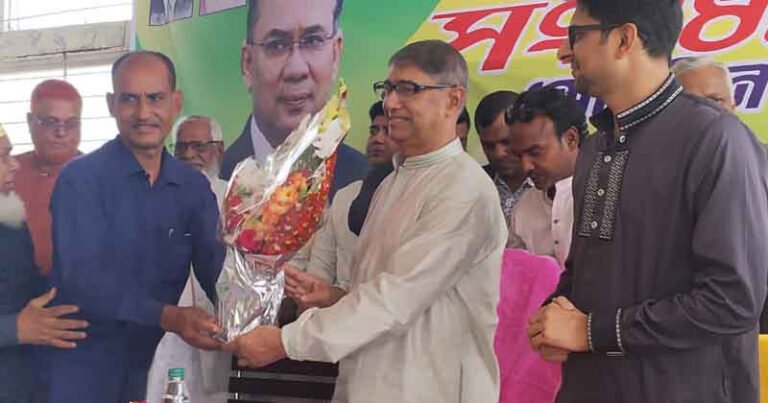 টাঙ্গাইলের সখিপুরে বীর মুক্তিযোদ্ধাদের সংবর্ধনায় সিক্ত হলেন মুক্তিযুদ্ধ বিষয়ক মন্ত্রী