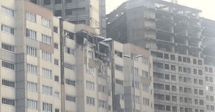 ইরানের তাবরিজে পৃথক হামলায় ৬ জন নিহত: মধ্যপ্রাচ্যে নতুন করে উত্তেজনার শঙ্কা