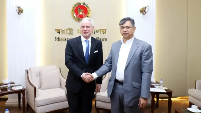 স্বরাষ্ট্রমন্ত্রীর সঙ্গে সুইজারল্যান্ডের রাষ্ট্রদূতের সাক্ষাৎ