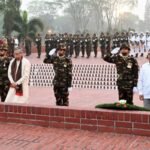 স্বাধীনতা দিবসে শহীদদের প্রতি রাষ্ট্রপতি ও প্রধানমন্ত্রীর শ্রদ্ধা নিবেদন