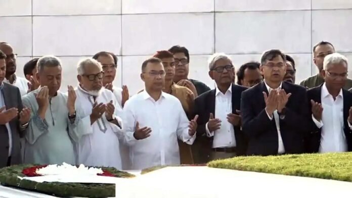 জিয়াউর রহমান ও খালেদা জিয়ার সমাধিতে তারেক রহমানের শ্রদ্ধা