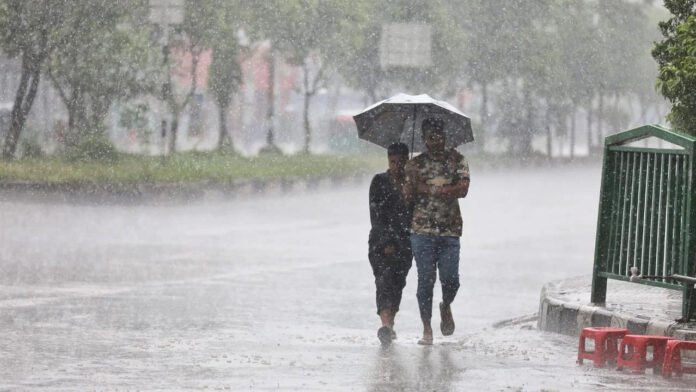 TDS_2603202614 আগামী পাঁচ দিন বজ্রবৃষ্টি ও শিলাবৃষ্টির পূর্বাভাস দিল আবহাওয়া অধিদপ্তর