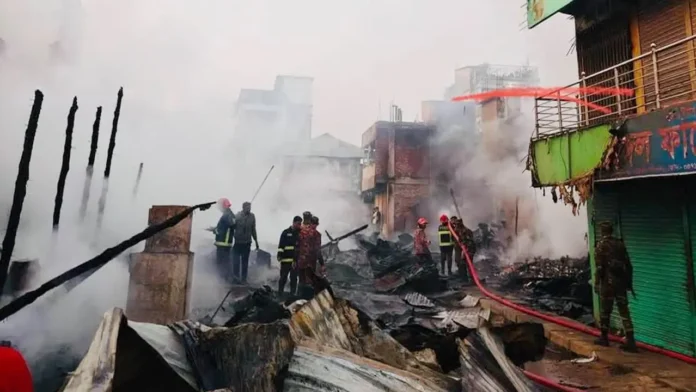দীঘিনালায় ভয়াবহ অগ্নিকাণ্ডে ৩৫ দোকান পুড়ে ছাই, ক্ষতি কোটি টাকা