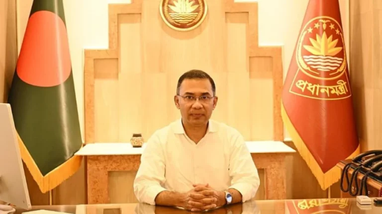 জ্বালানি তেলের কৃত্রিম সংকট ও পাচার রোধে প্রধানমন্ত্রীর কঠোর হুঁশিয়ারি